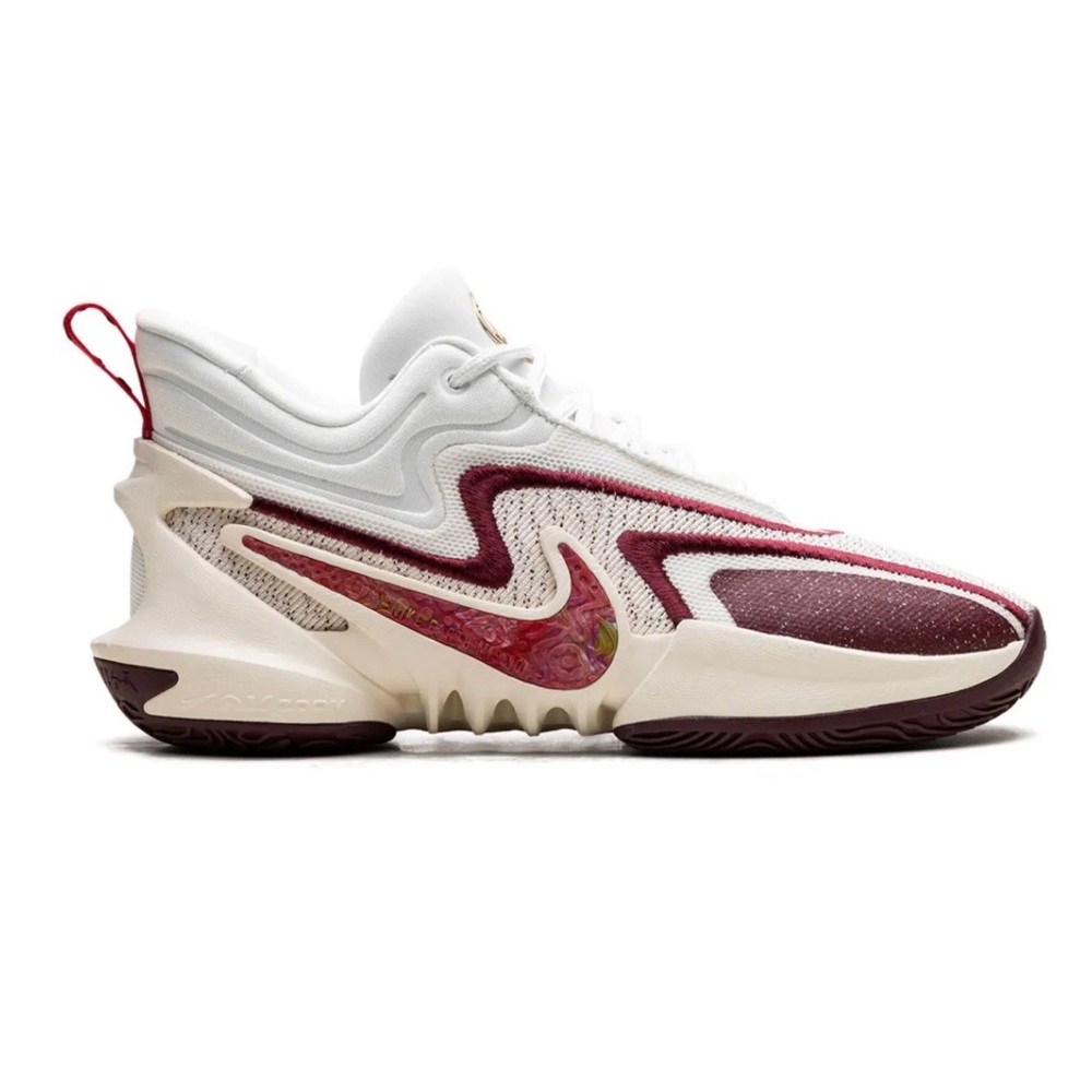 Nike
Cosmic Unity 2 Sisterhood sneakers/brand new/display piece /sz 9.5